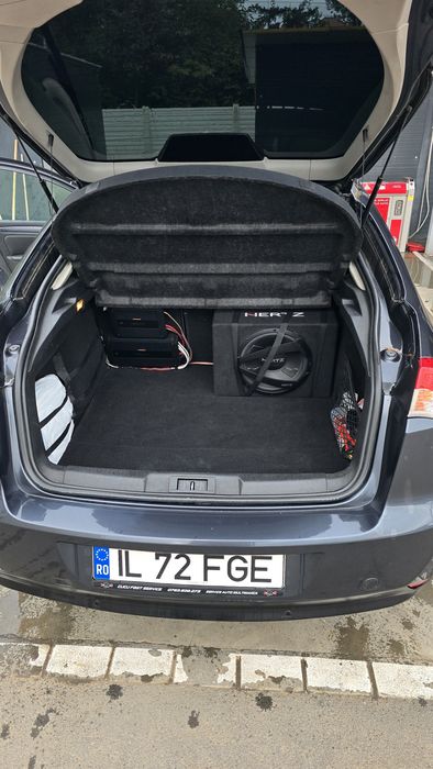 Vând Renault Laguna 3