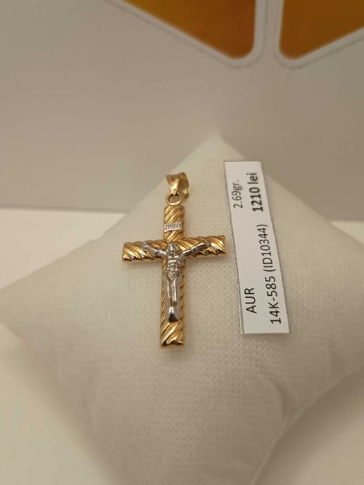 Pandantiv Crucifix aur 14 Karate (2.69 grame) ID10344