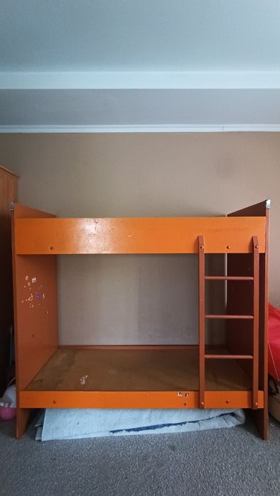 Двух ярусная кровать