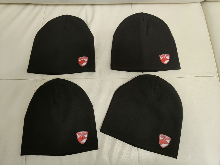 Sapca FC. Dinamo, Caciula FC. Dinamo Bucuresti, preț pe bucata