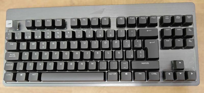 Геймърска клавиатура Mountain Everest MAX