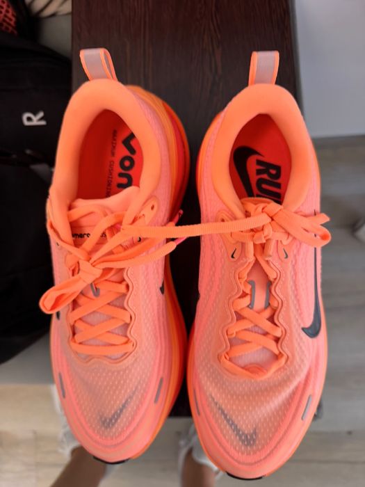 Adidasi nike vomero plus nr 40.5