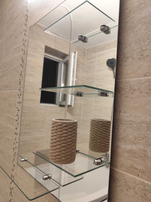 Apartament de închiriat, 2 camere + living cu bucătărie