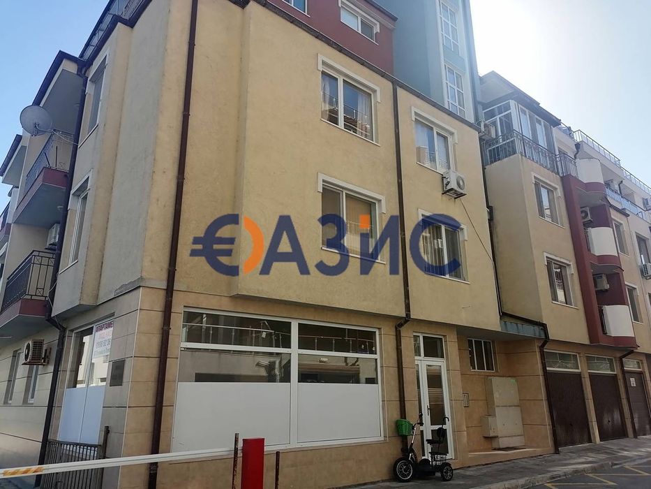 Продава се Едностаен апартамент в Поморие - 34 кв.м за 1118 €/кв.м - Снимка #11