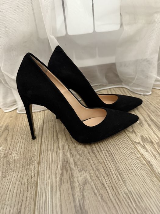 Туфли кожанные и замшевые