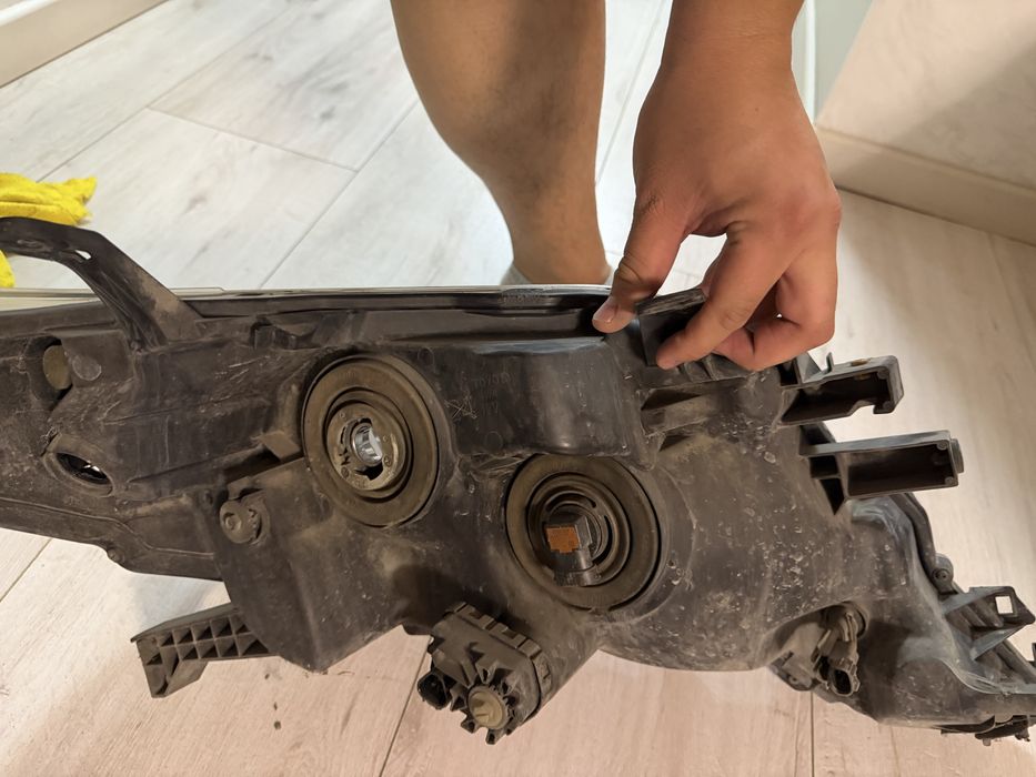 Продам фары на прадо 150