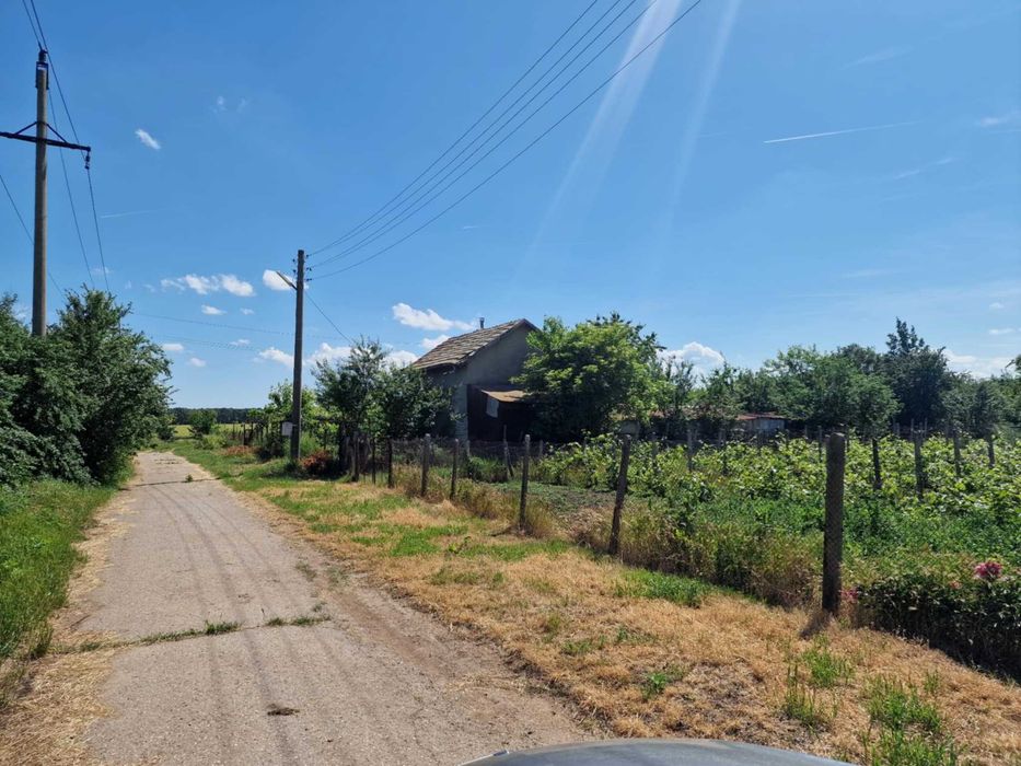 Дворно място / парцел с постройка в село Преспа, община Балчик