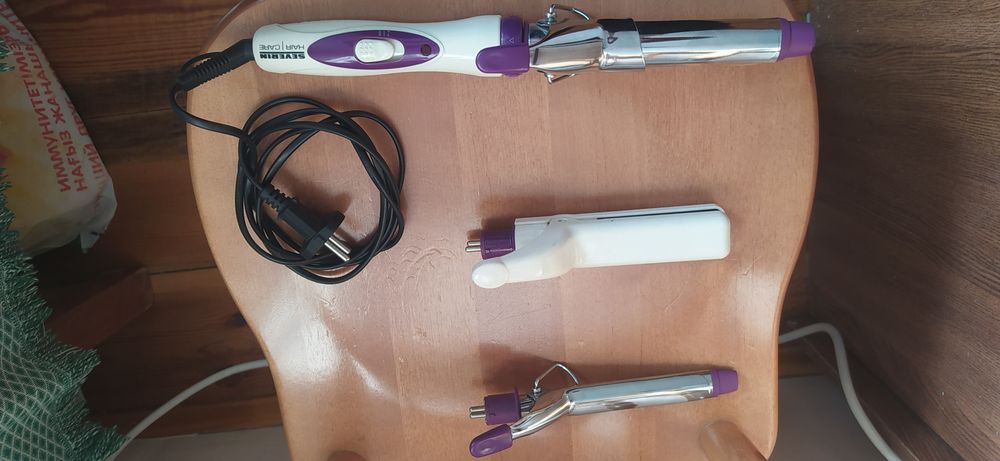 Плойка с тремя насадками.