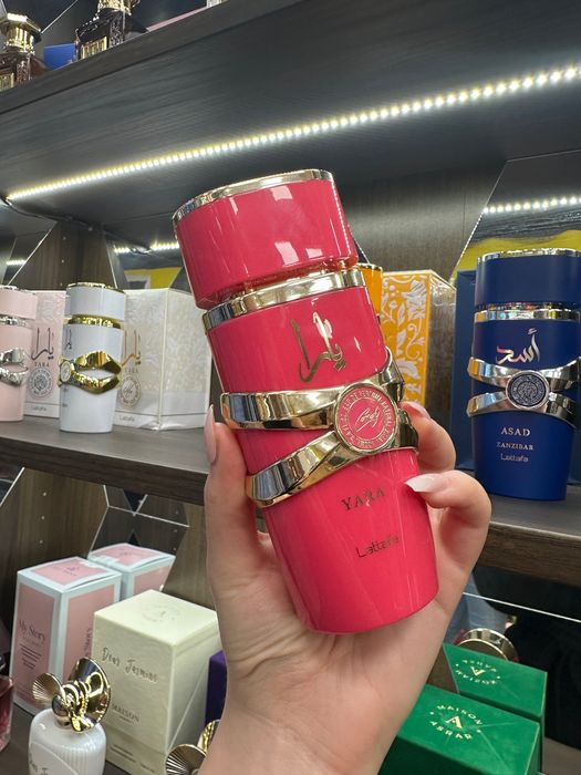 Yara Candy Lattafa EDP 100 ml НОВ