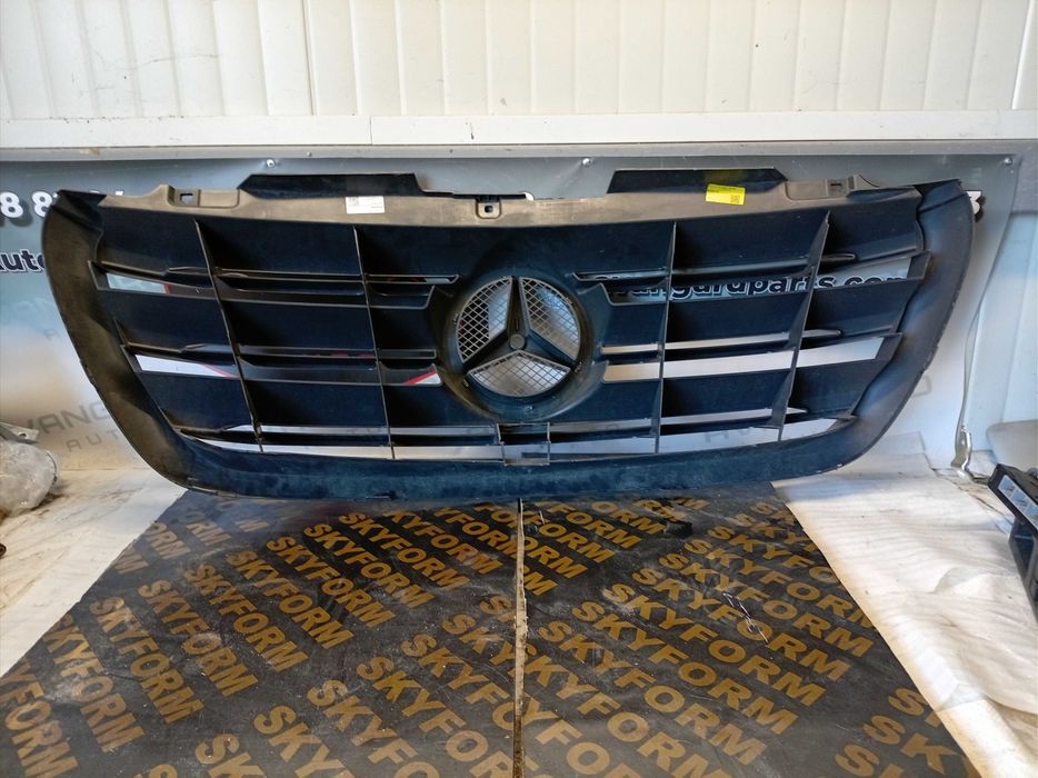 Предна решетка Mercedes Benz Sprinter