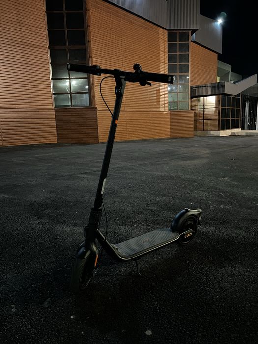 Электросамокат Segway Ninebot F2