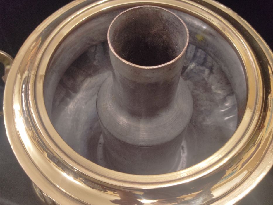 Подарочный самовар редкой формы в отличном состоянии