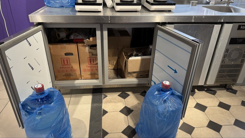 Холодильный стол с мойкой KOLGU