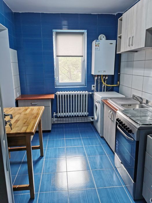 închiriez apart 2 camere T Vladimirescu VIVID Club /Shabab