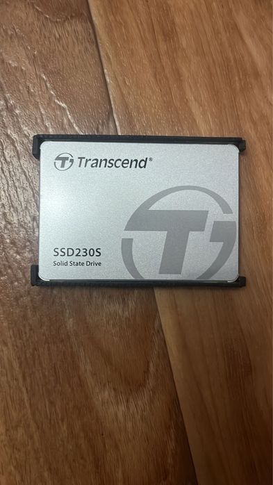 Продам ссд 1000 гб 2.5