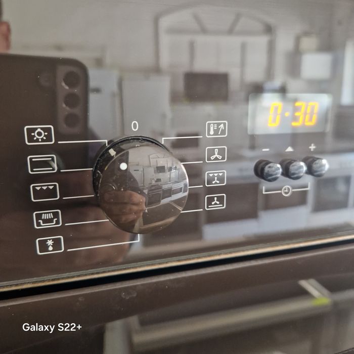 Комплект фурна и плот за вграждане MIELE H4114E