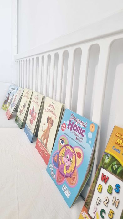 Pat copii stil Montessori din lemn cu sertare + saltele