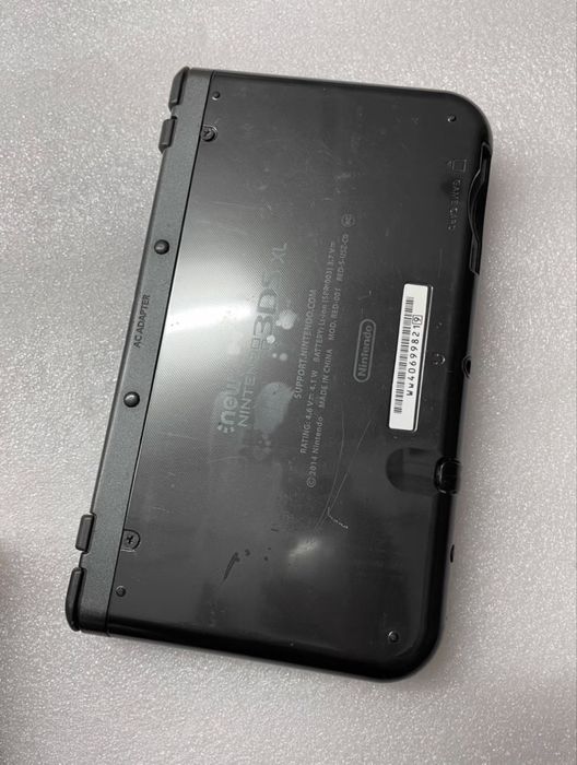 Consola portabila Nintendo New 3DS XL