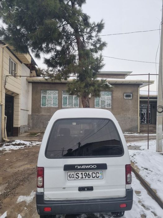 Damas 2000 yil holati yaxshi yurib turgan moshina