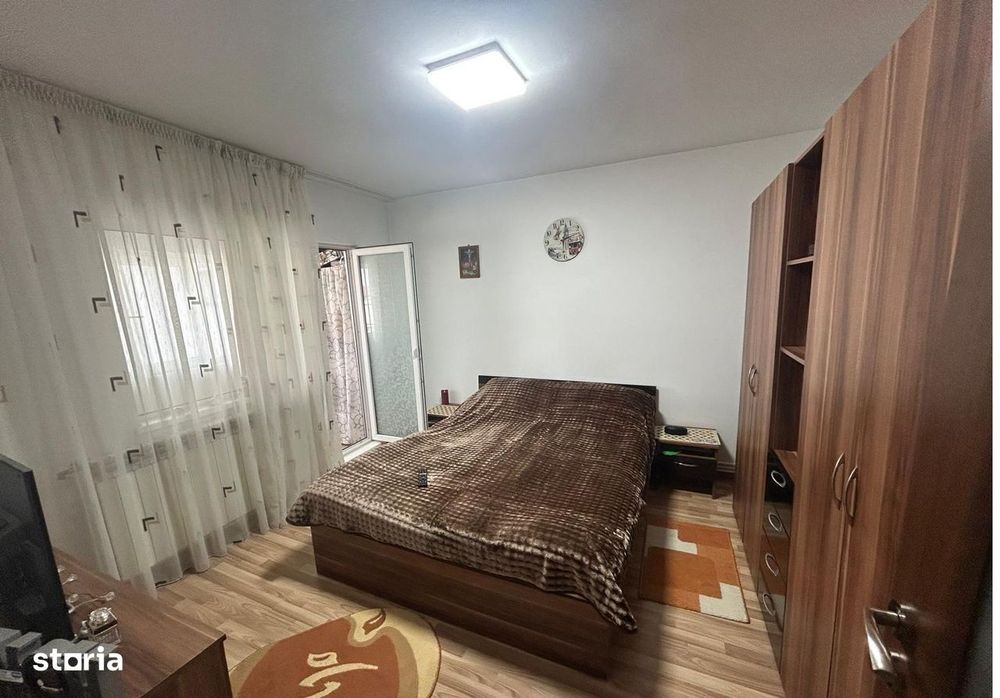Apartament 2 camere-Zona Sud - 52 mp -54000 euro negociabil