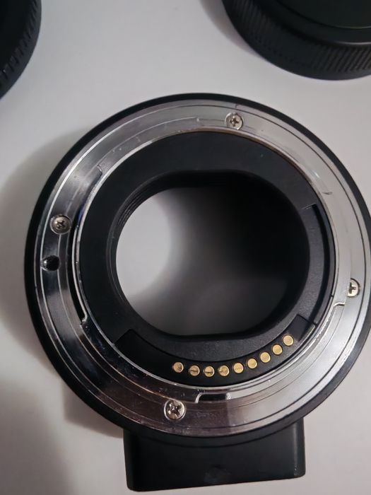 Преходник за canon EF eos към   eos M цена 30 Eur