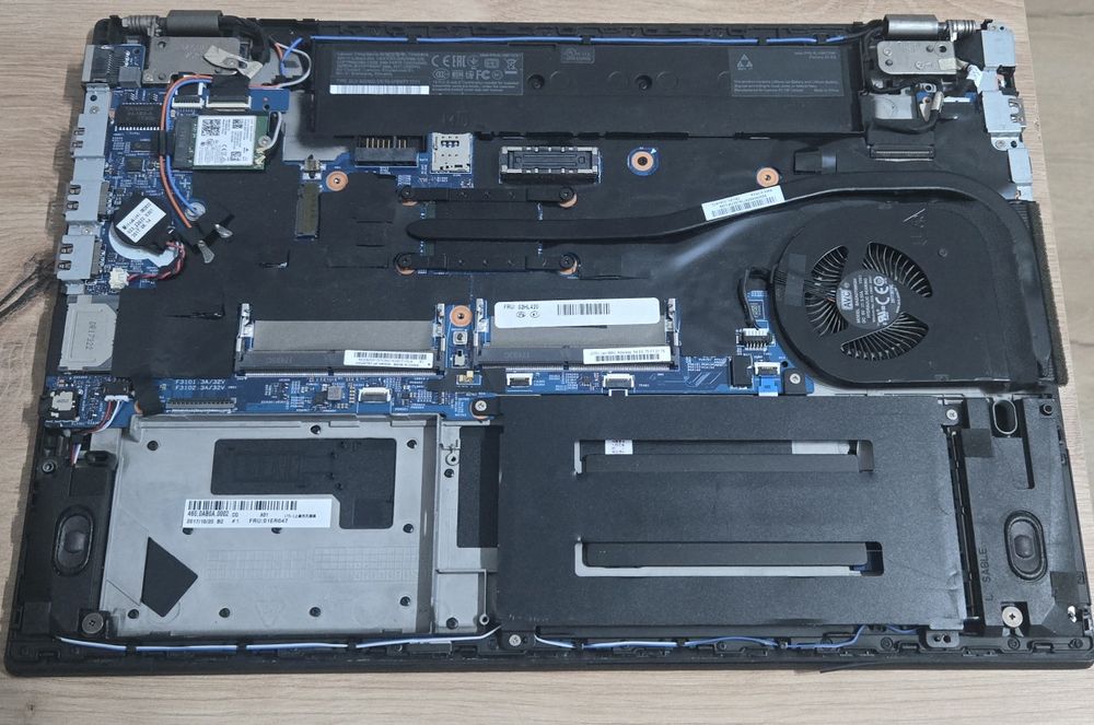 Laptop Lenovo T570 functional - piese