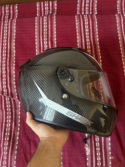 Мото каски Shark Carbon, GIVI, Pro Biker, BLD + ретро каски | Нови и употребявани