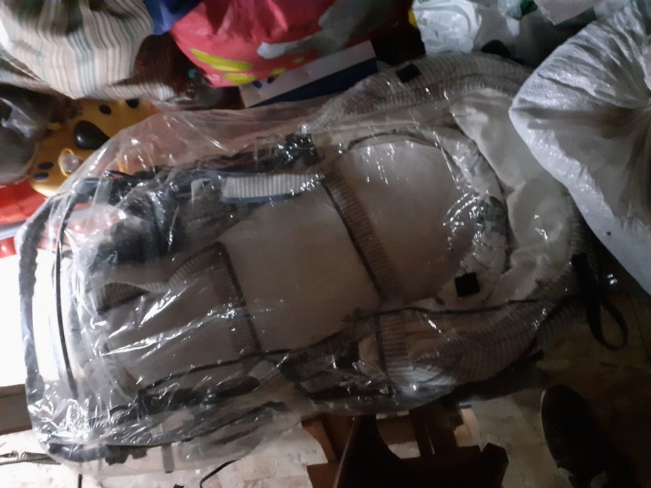 Doua carucioare pentru copii dati sms daca nu suna tel.