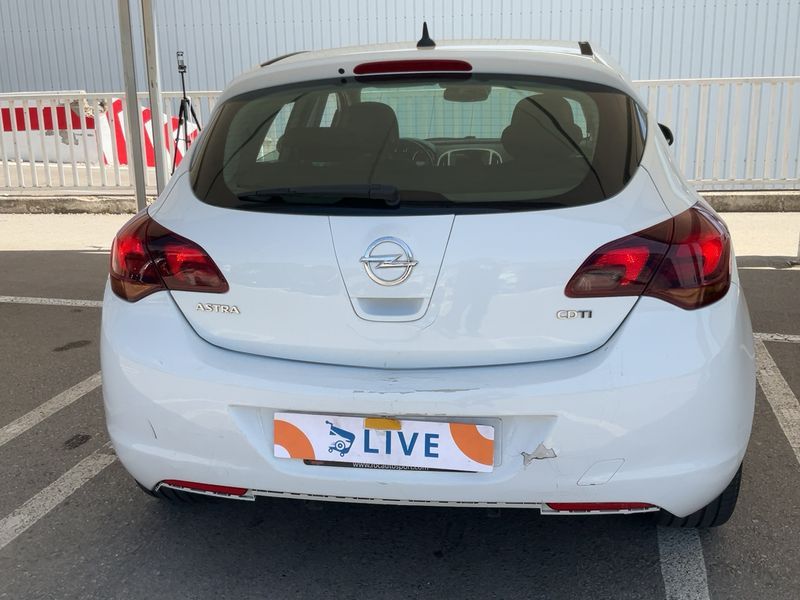 Opel Astra 1.7 CDTI Sport 2011