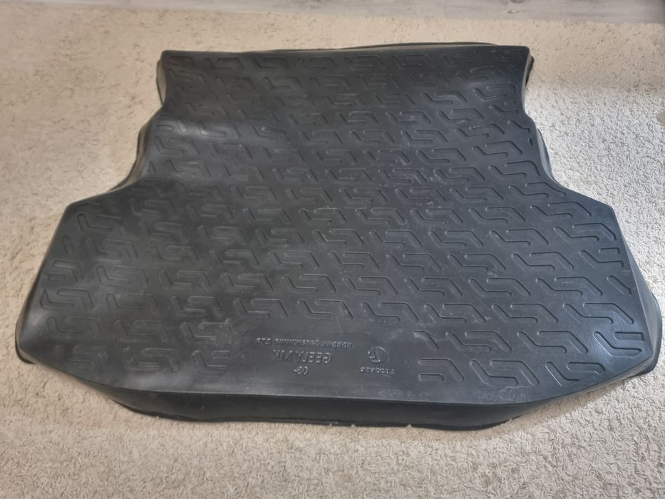Коврик в багажник на Geely MK