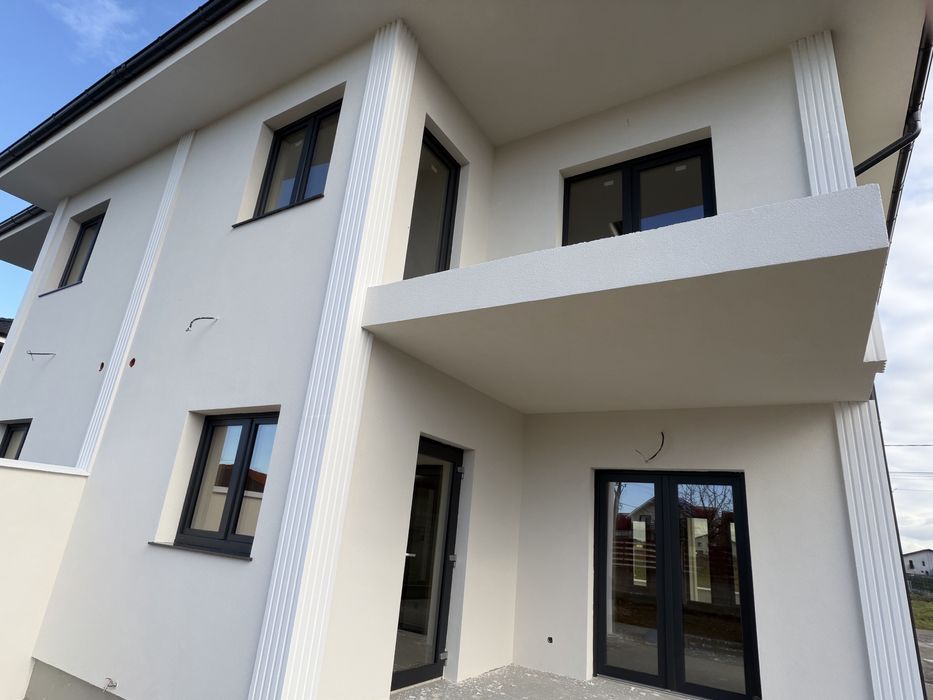 Casa de vanzare 120 mp semifinisat