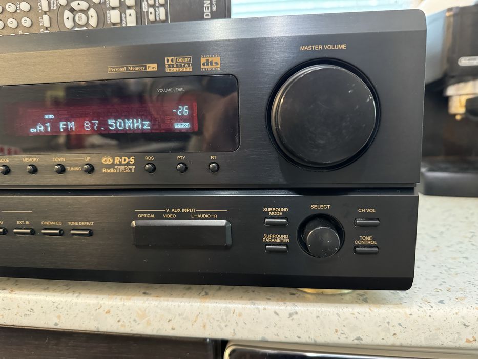 Denon AVR-1802 resiver