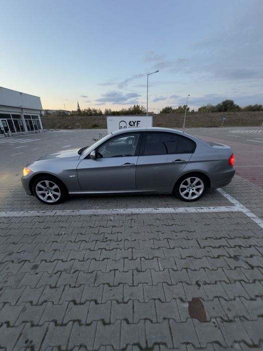 BMW Seria 3 2009 — imagine 2