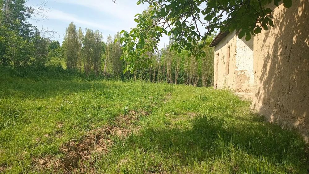 Участка сотилади