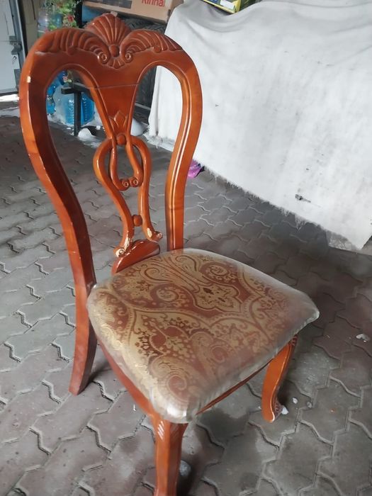 Продам стулья в хорошем состоянии