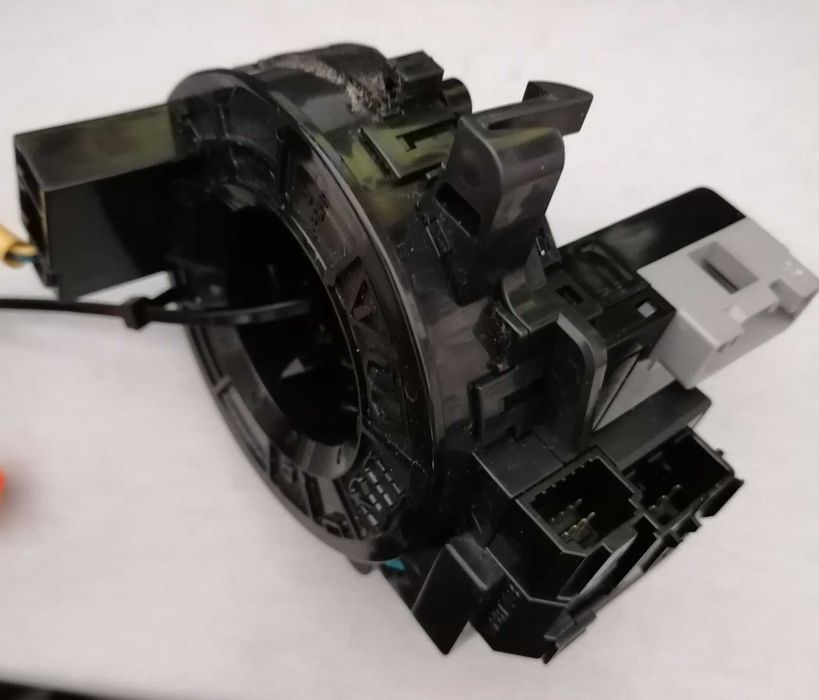 Лентов кабел с ESP за Тойота Аурис 75B498