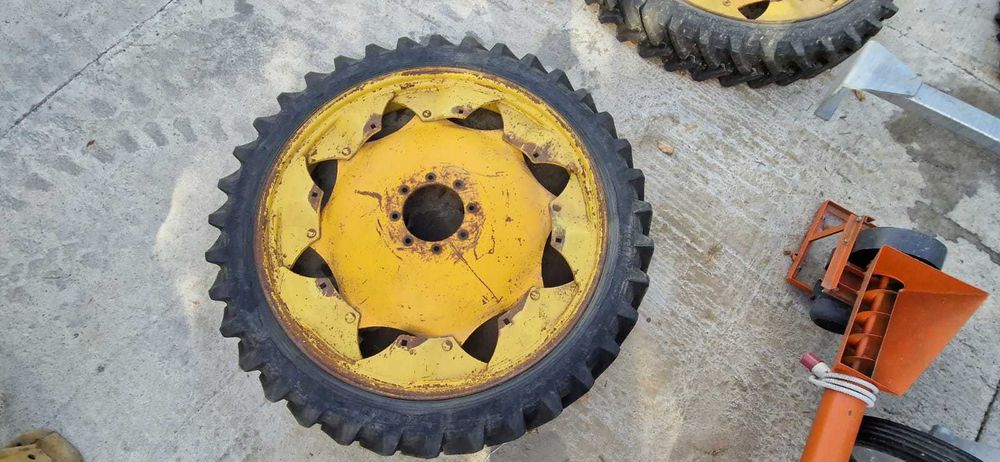 Roti  Inguste - Tehnologice (ajustabile) NEW HOLLAND T5/Case Farmall