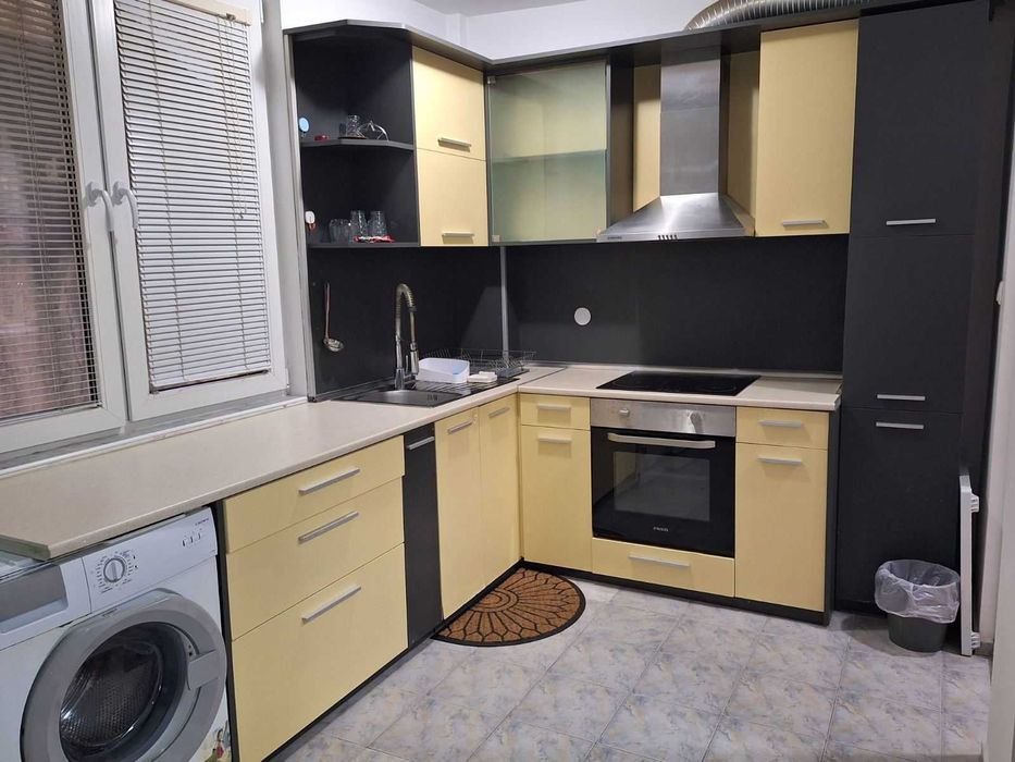 Продава се Двустаен апартамент в Габрово, Център - 57 кв.м за 1050 €/кв.м - Снимка #5