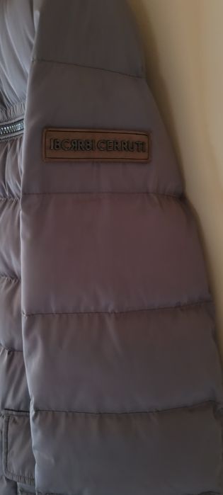 Vând geaca iarna cu pene ceruti