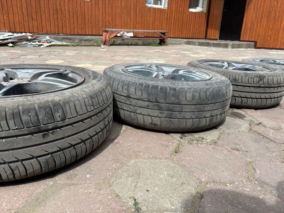 Продам диски 14 с шинами