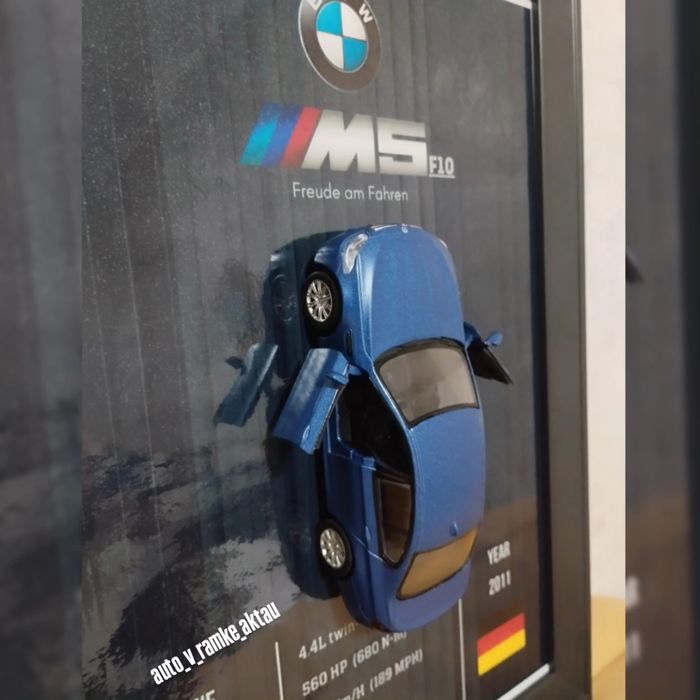 BMW M5 F10 модельки в рамке