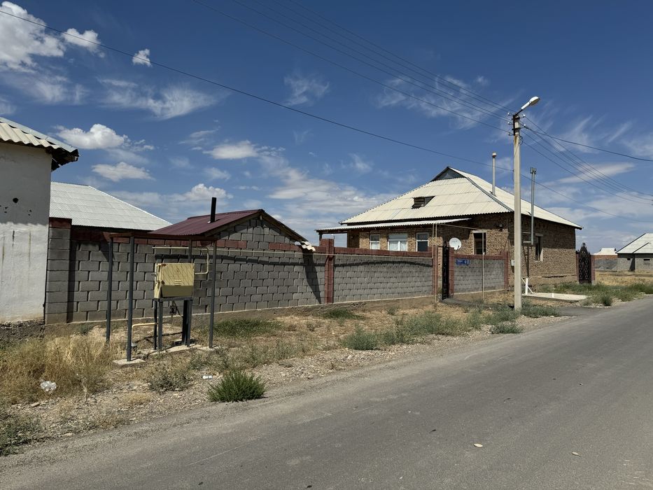 Продоется дом новый