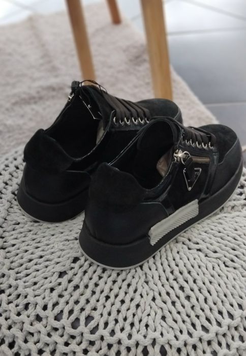 Намаленини Кецове от естествена кожа