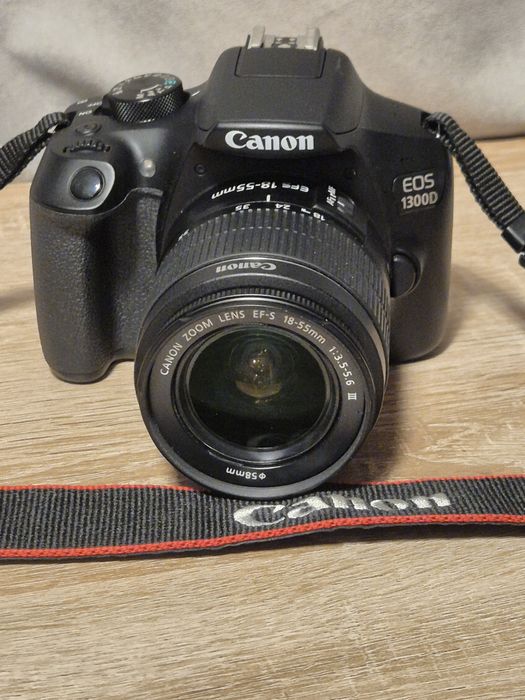 Canon  EOS 1300 D