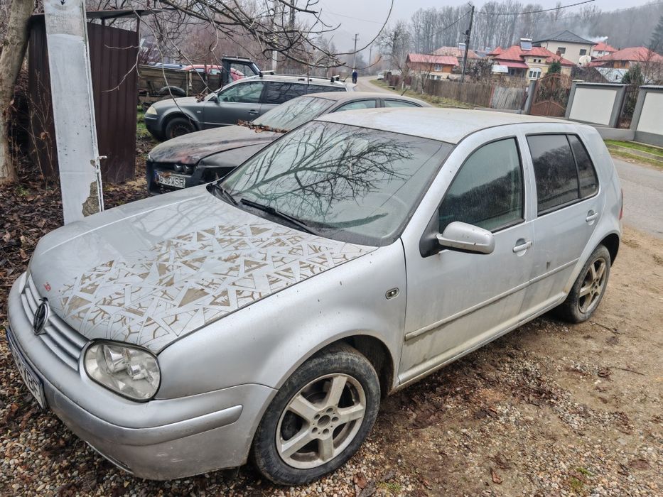 Vând Golf 4 2.0 8 v