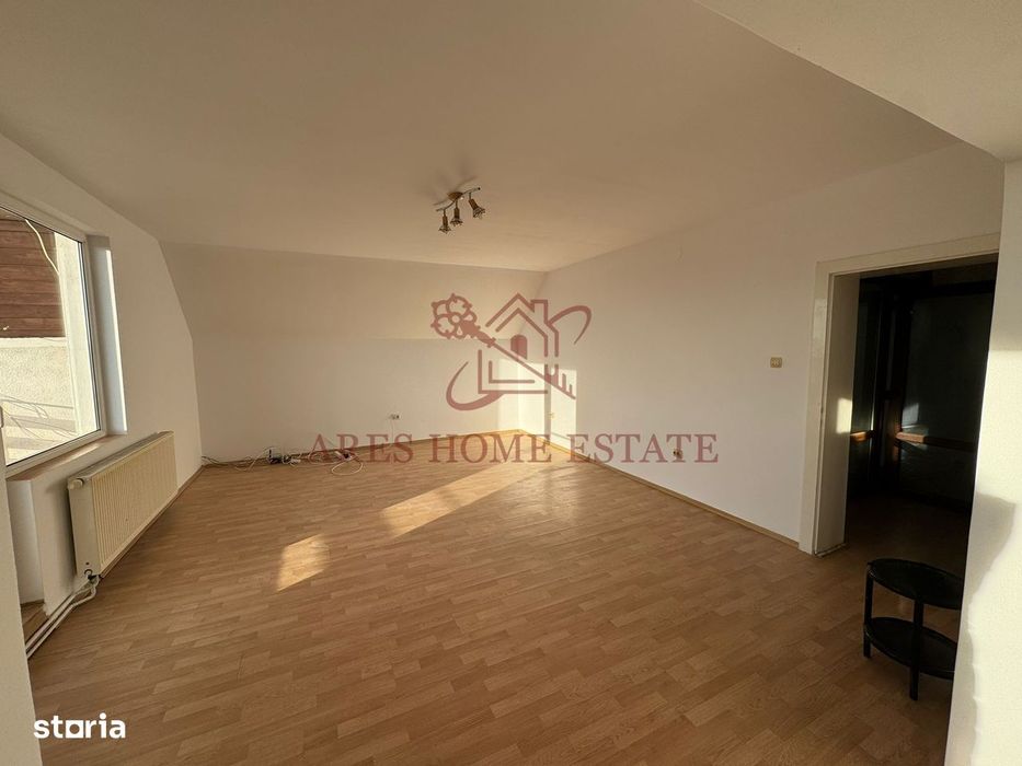 Casă 7 camere de vânzare/închiriere Izvin + anexă 90 mp- Comision 0