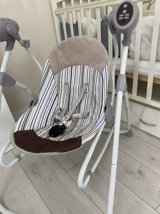 Продам детскую кроватку