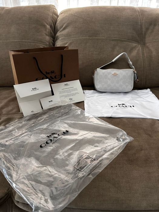 Genti COACH diferite culori si modele