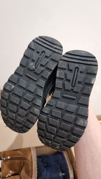 Продам  ботинки детские