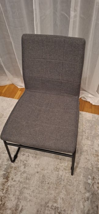 Set 4 scaune bucatarie, tapitate, stare f buna